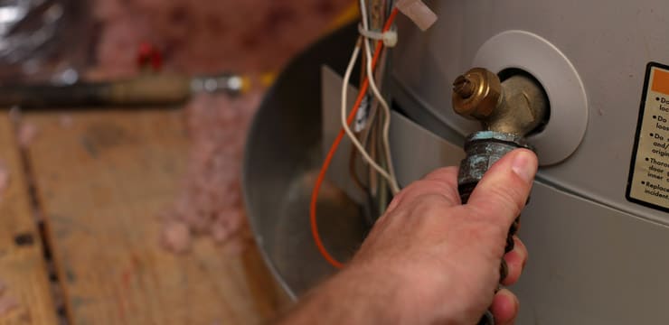 What To Do If Your Water Heater Starts Leaking